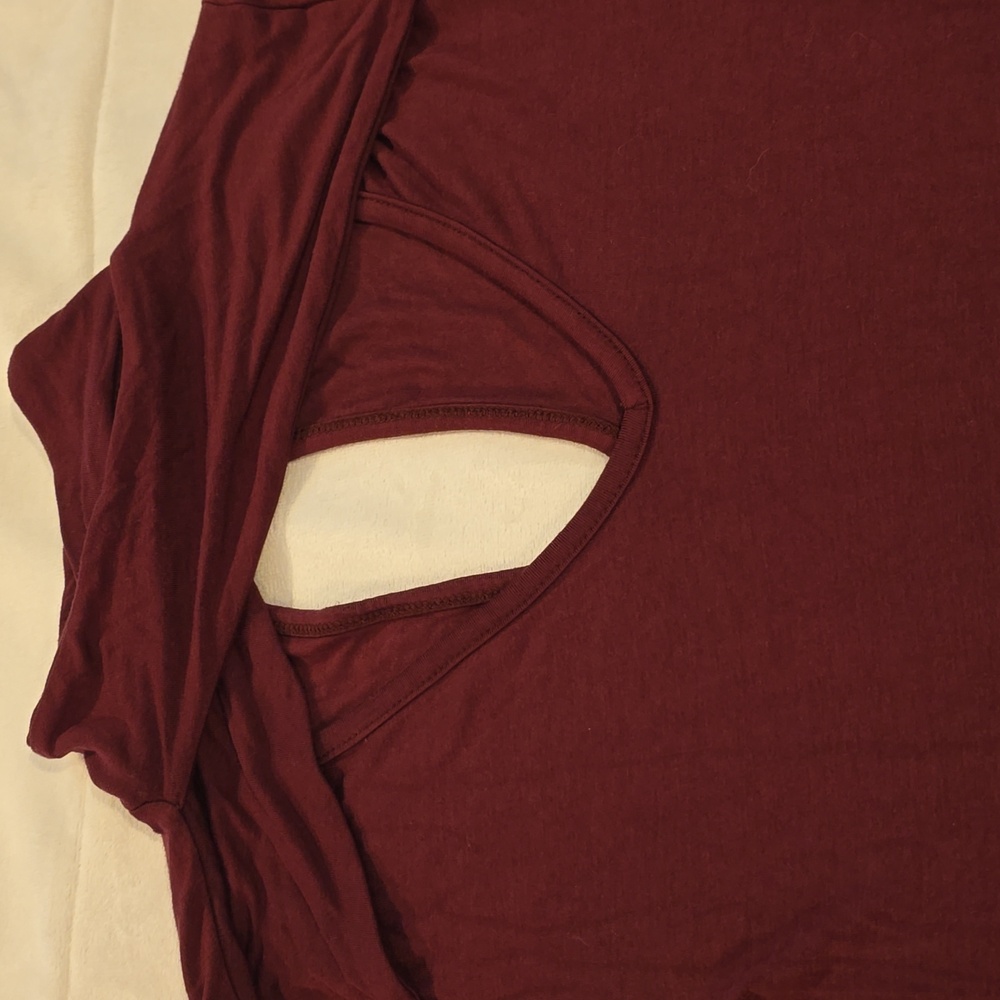 Burgundy Bodycon Dress - Picture 2 of 7